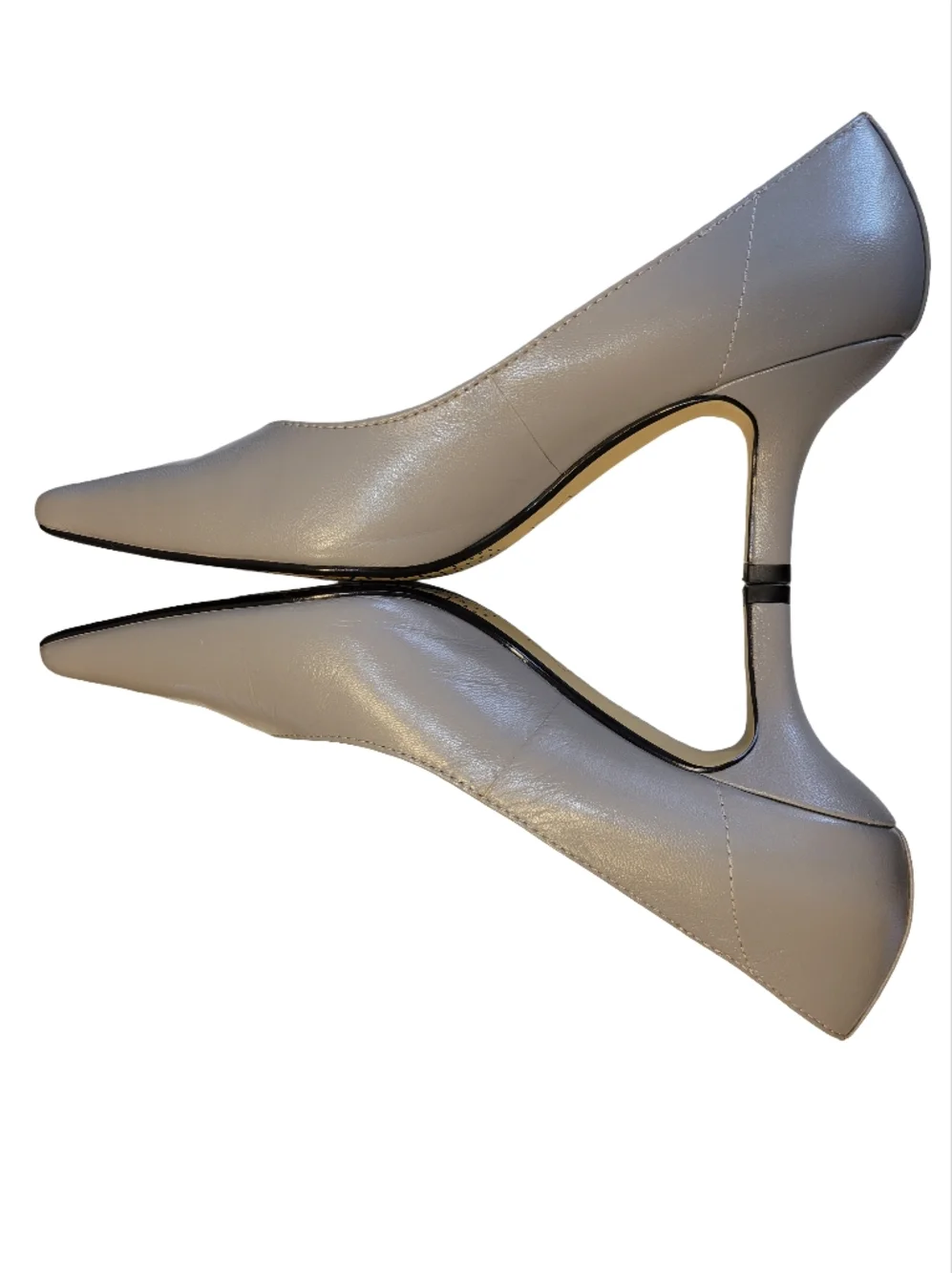 Bella Vita Grey Leather Pointed Toe Kitten Heels Pumps Size 7